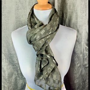 Silver Pattern Scarf